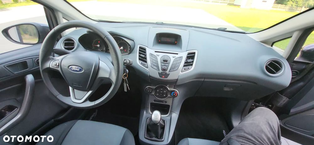 Ford Fiesta 1.25 Champions Edition - 14