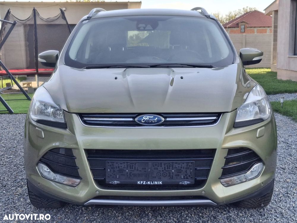 Ford Kuga 2.0 TDCi 4x4 Aut. Titanium - 2