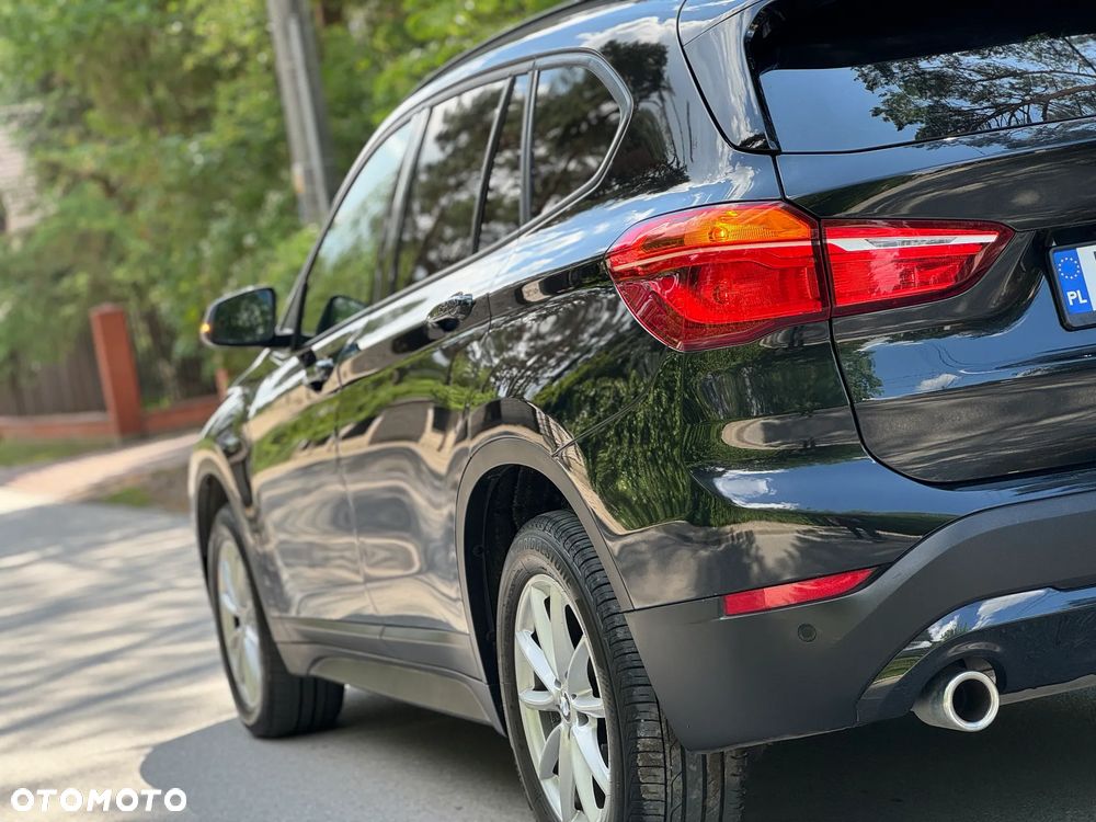 BMW X1 xDrive18d Business Edition - 8