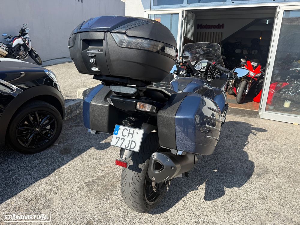 Kawasaki GTR 1400 abs - 5