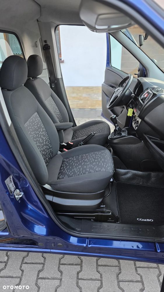 Opel Combo - 13