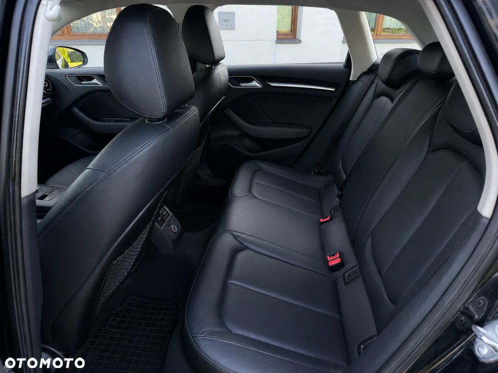 Audi A3 Sportback - 7