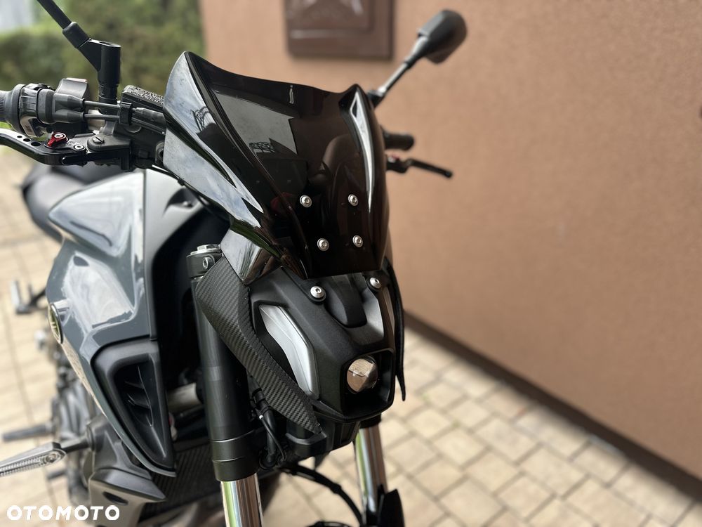 Yamaha MT - 12