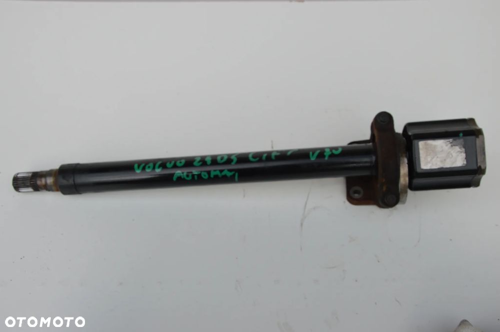 półoś podpora półosi  volvo v70 2.4 d5 automat - 1