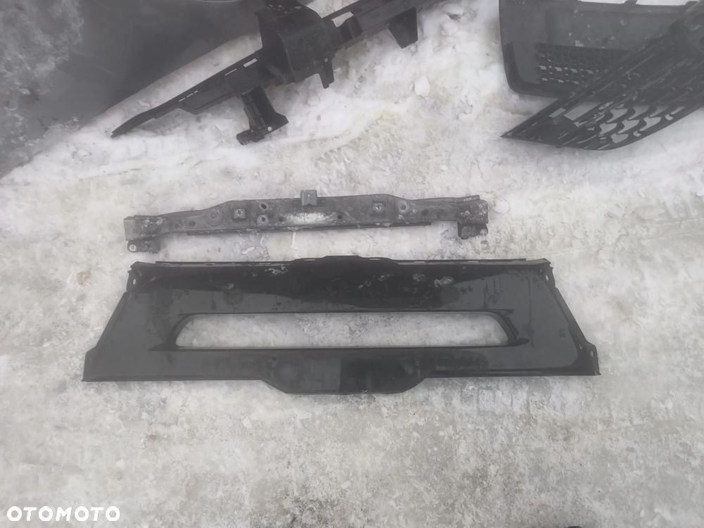 mitsubishi eclipse cross 17- grill atrapa - 3