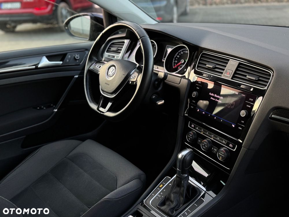 Volkswagen Golf 2.0 BlueTDI DSG Highline - 9