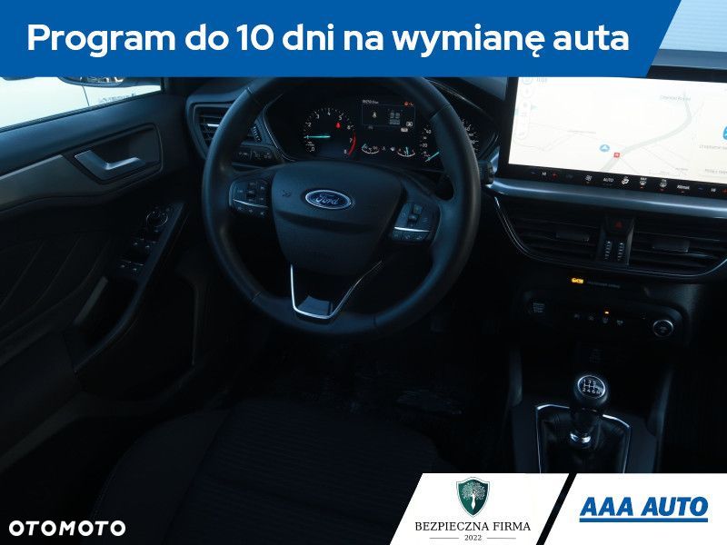 Ford Focus SW - 9