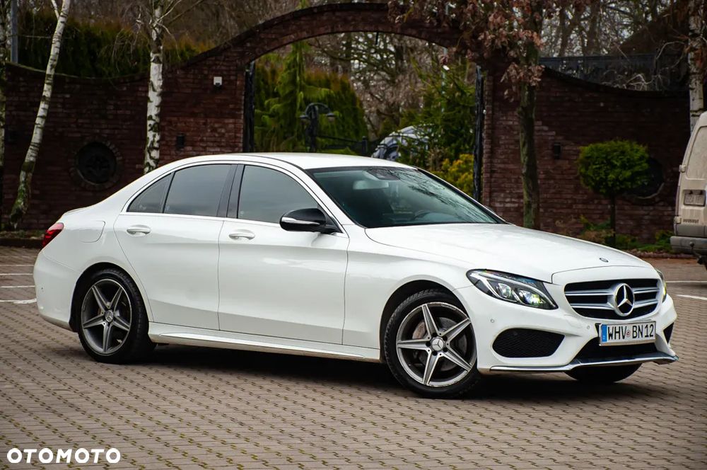 Mercedes-Benz Klasa C 200 7G-TRONIC AMG Line - 32