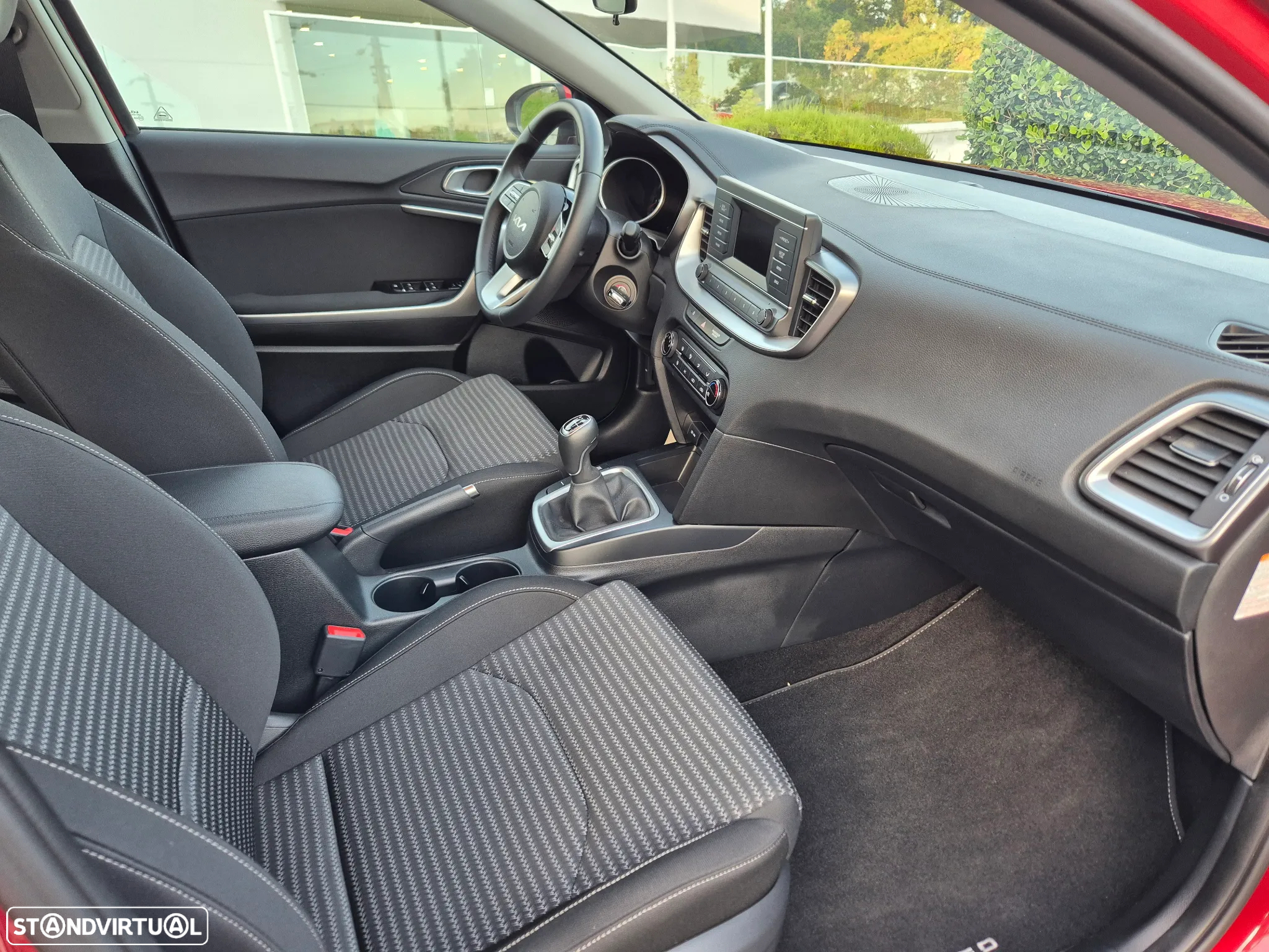 Kia XCeed 1.6 CRDi (48V Mild-Hybrid) SPIRIT - 14