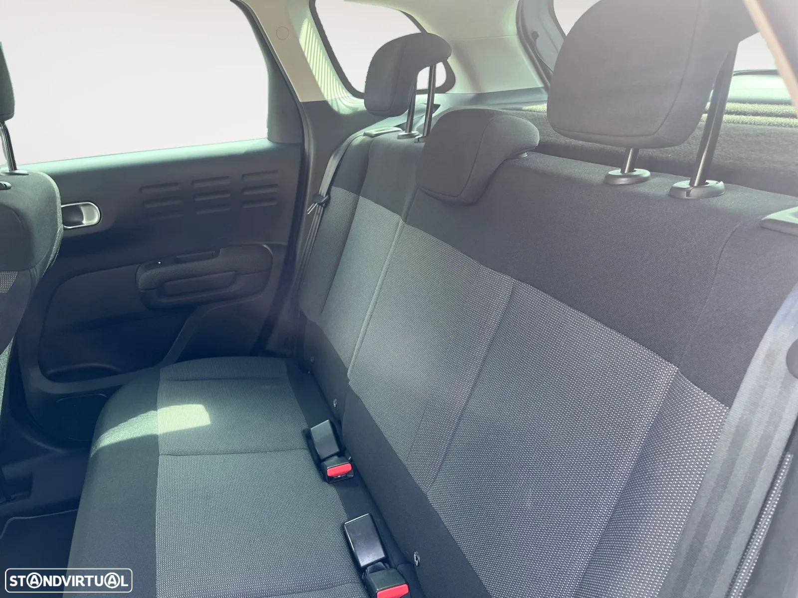 Citroën C3 Aircross 1.2 PureTech C-Series - 15