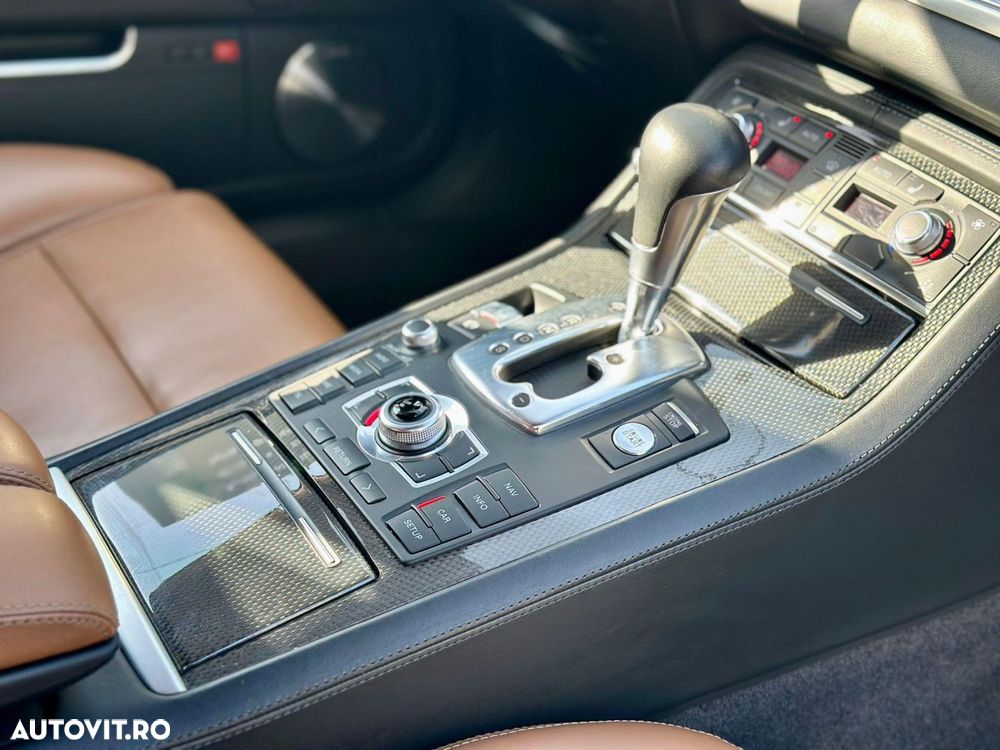 Audi S8 5.2 FSI quattro - 25