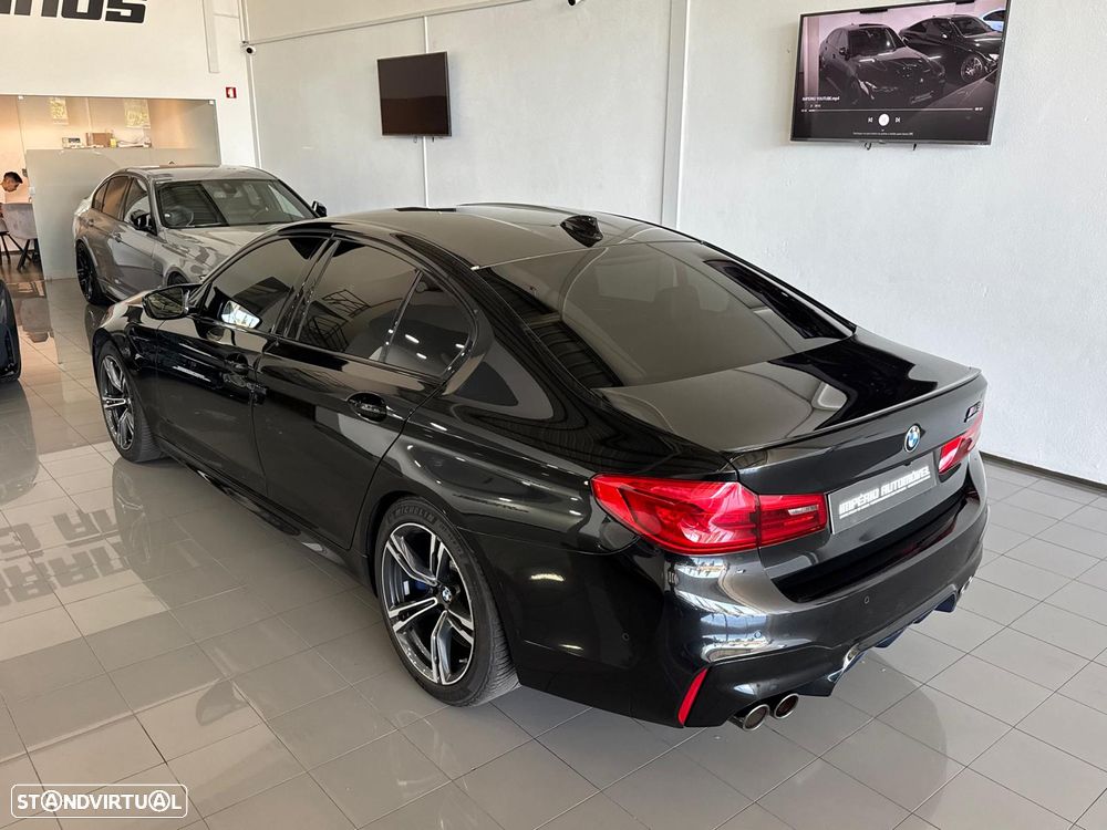 BMW M5 Competition - 8