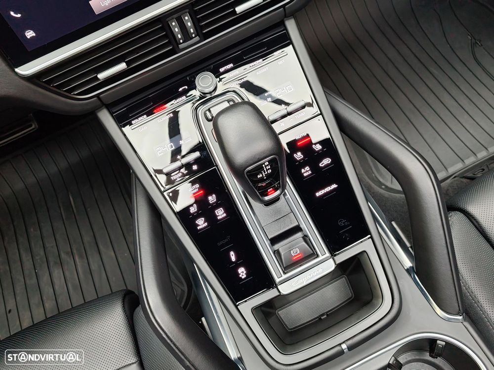 Porsche Cayenne Turbo S E-Hybrid - 18