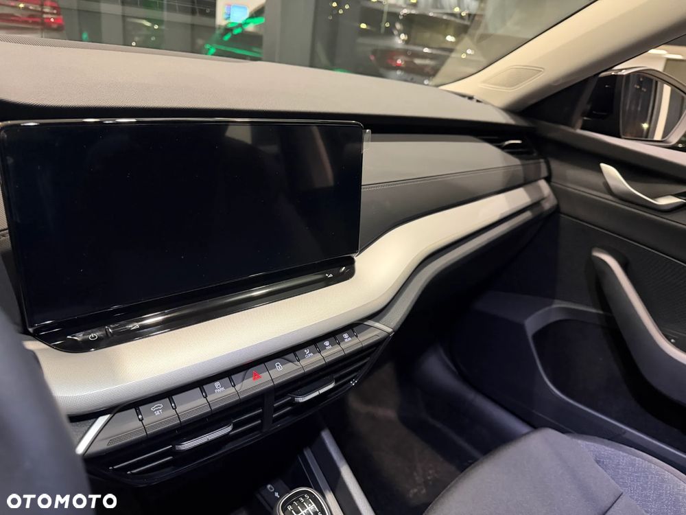 Skoda Octavia 1.5 TSI Edition 130 Essence - 9