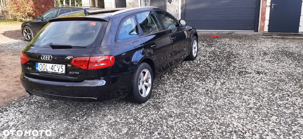 Audi A4 Avant 2.0 TDI DPF Ambiente - 2