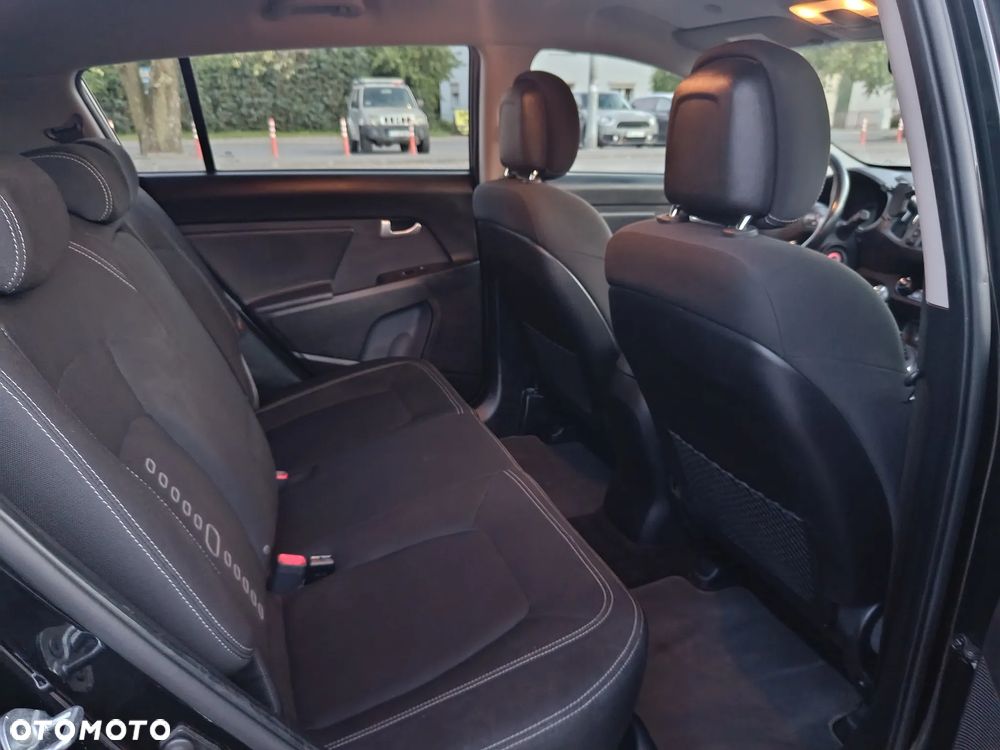 Kia Sportage 2.0 CRDI 4WD Spirit - 8
