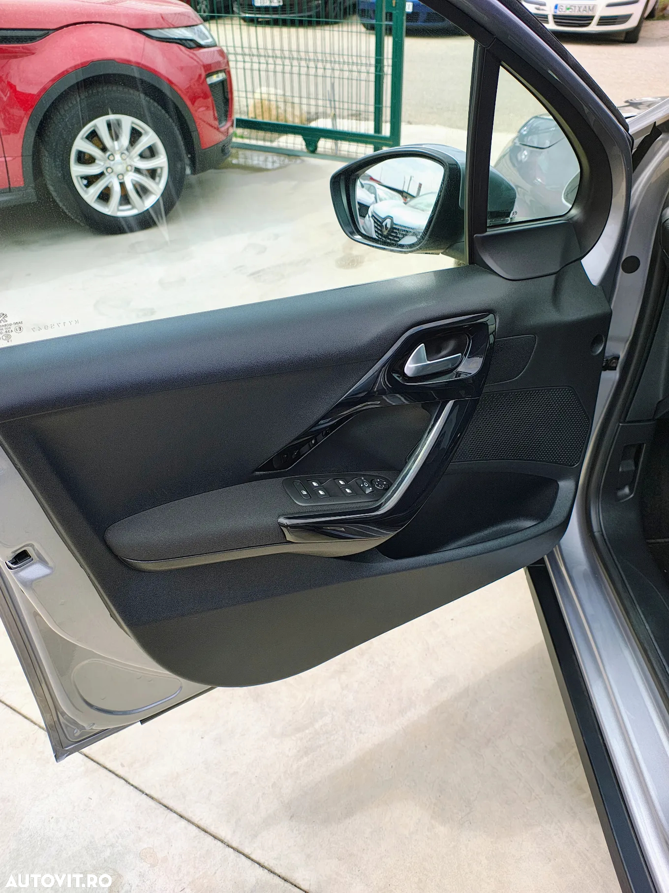 Peugeot 2008 PureTech 110 Style - 16