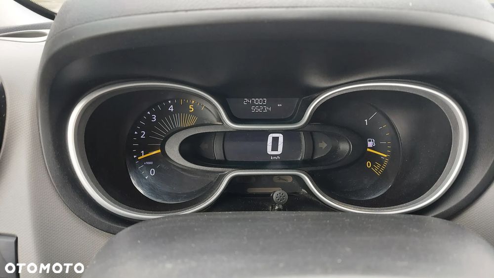 Renault TRAFIC - 9