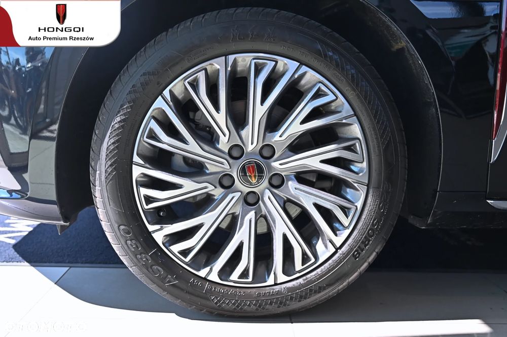 Hongqi H5 - 23
