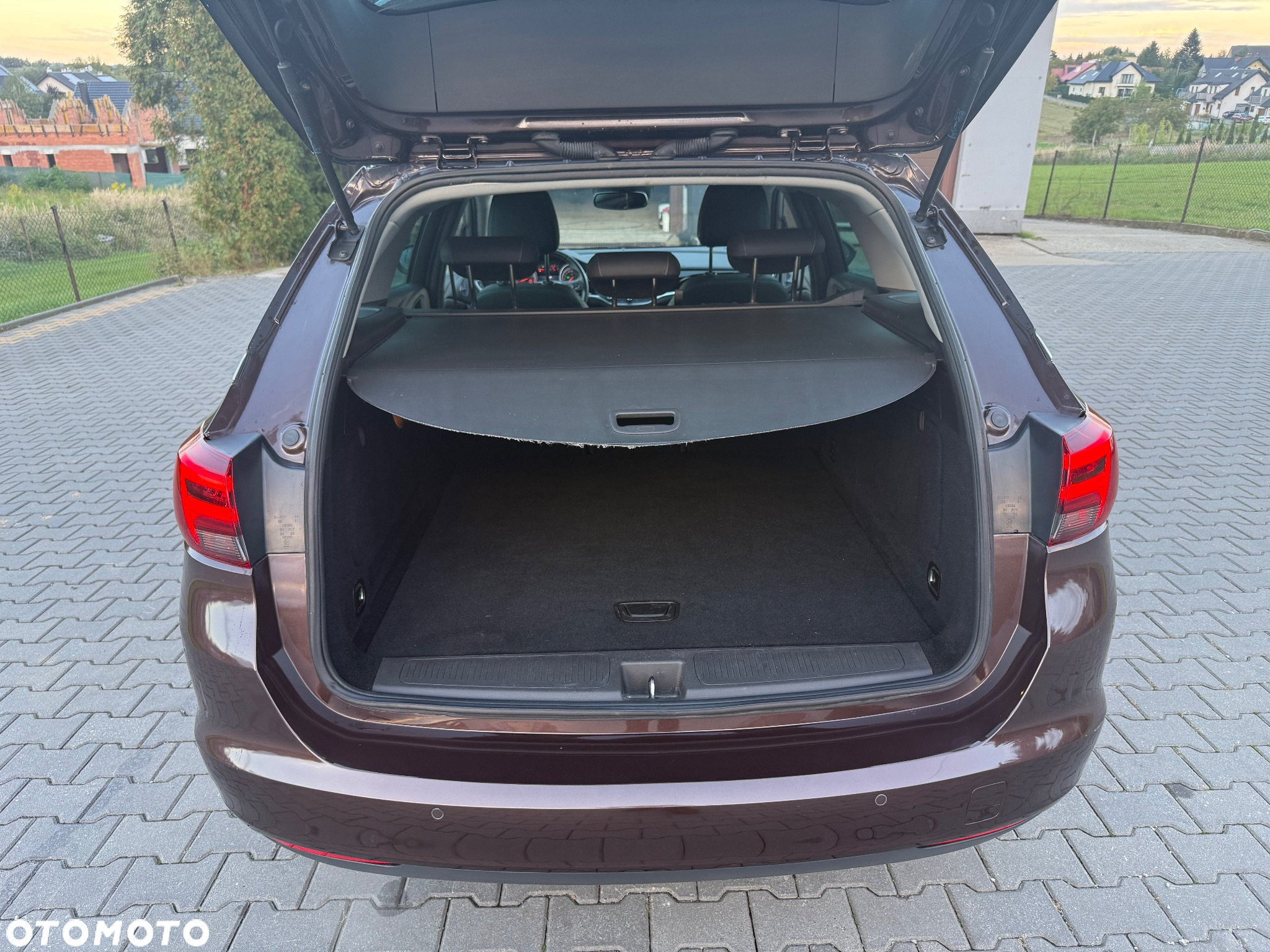 Opel Astra 1.4 Turbo Start/Stop Sports Tourer Innovation - 20