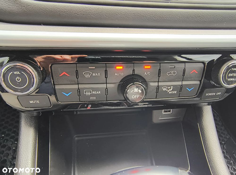 Jeep Compass 1.5 T4 mHEV Altitude FWD S&S DCT - 24