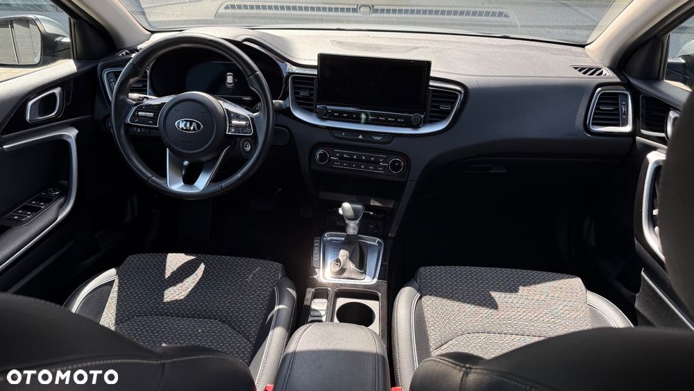 Kia XCeed 1.6 CRDi Eco-Dynamics+(48V Mild-Hybrid) DCT7 VISION - 12