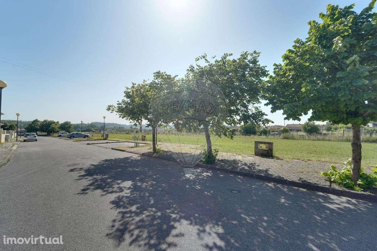 Terreno  para venda - Grande imagem: 2/12