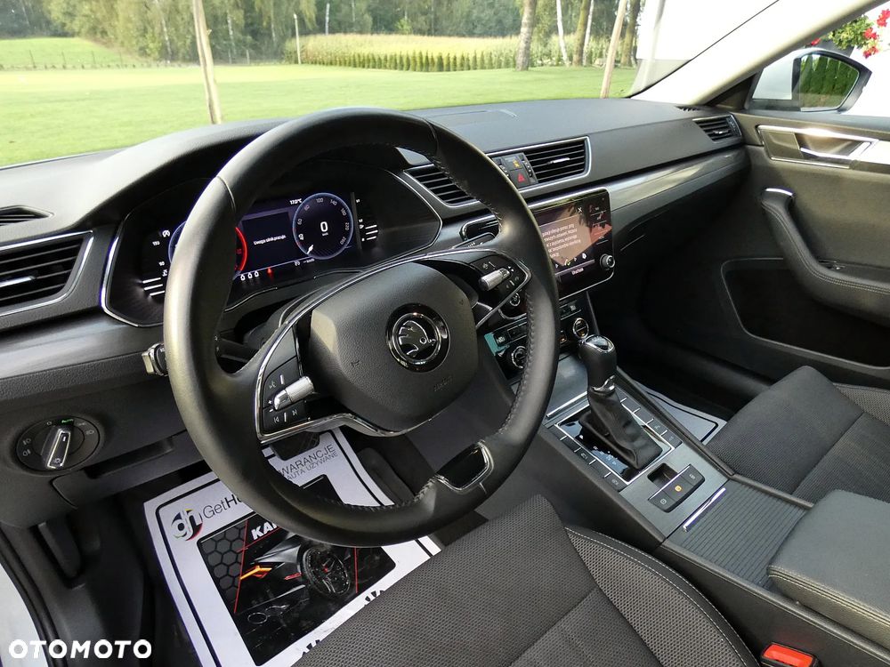 Skoda Superb 2.0 TDI SCR Style DSG - 6