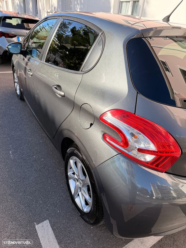 Peugeot 208 1.4 HDi - 3