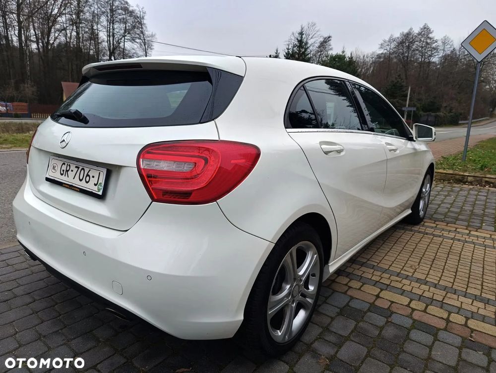 Mercedes-Benz Klasa A 180 (BlueEFFICIENCY) Urban - 11