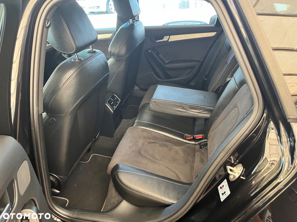 Audi A4 Avant 2.0 TDI DPF multitronic S line Sportpaket - 11