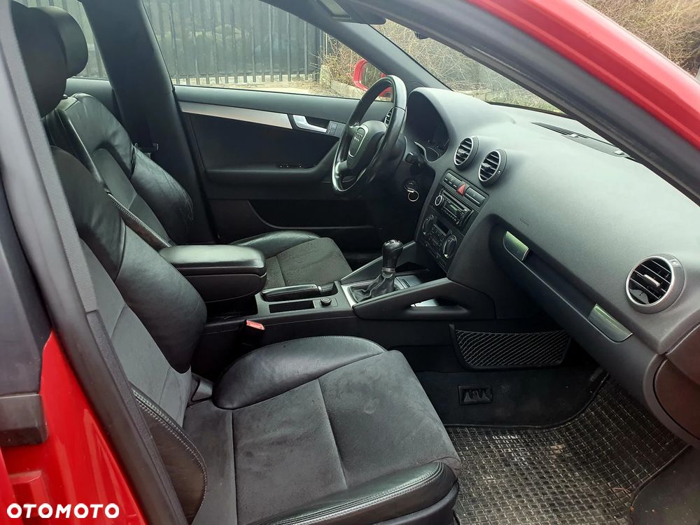 Audi A3 Sportback - 6