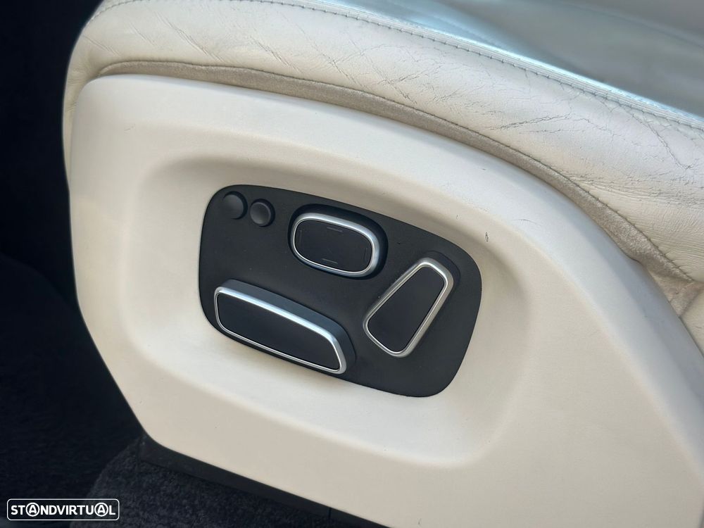 Land Rover Range Rover 4.4 SDV8 Vogue - 23