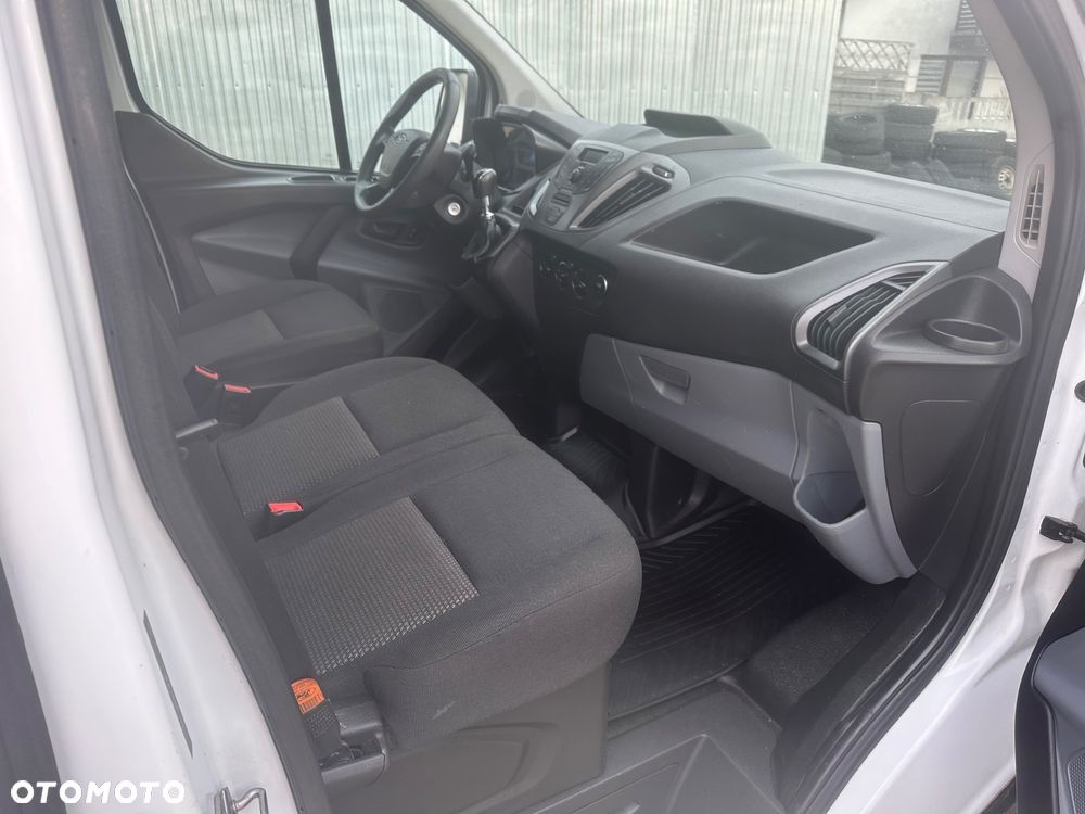 Ford Transit Custom - 15
