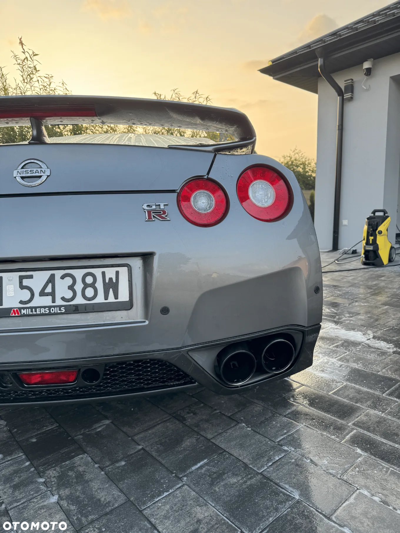 Nissan GT-R Black Edition - 9