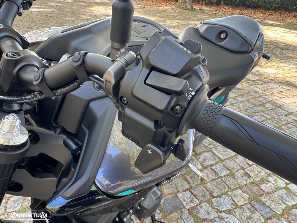 Yamaha MT-09 Y-AMT - 9