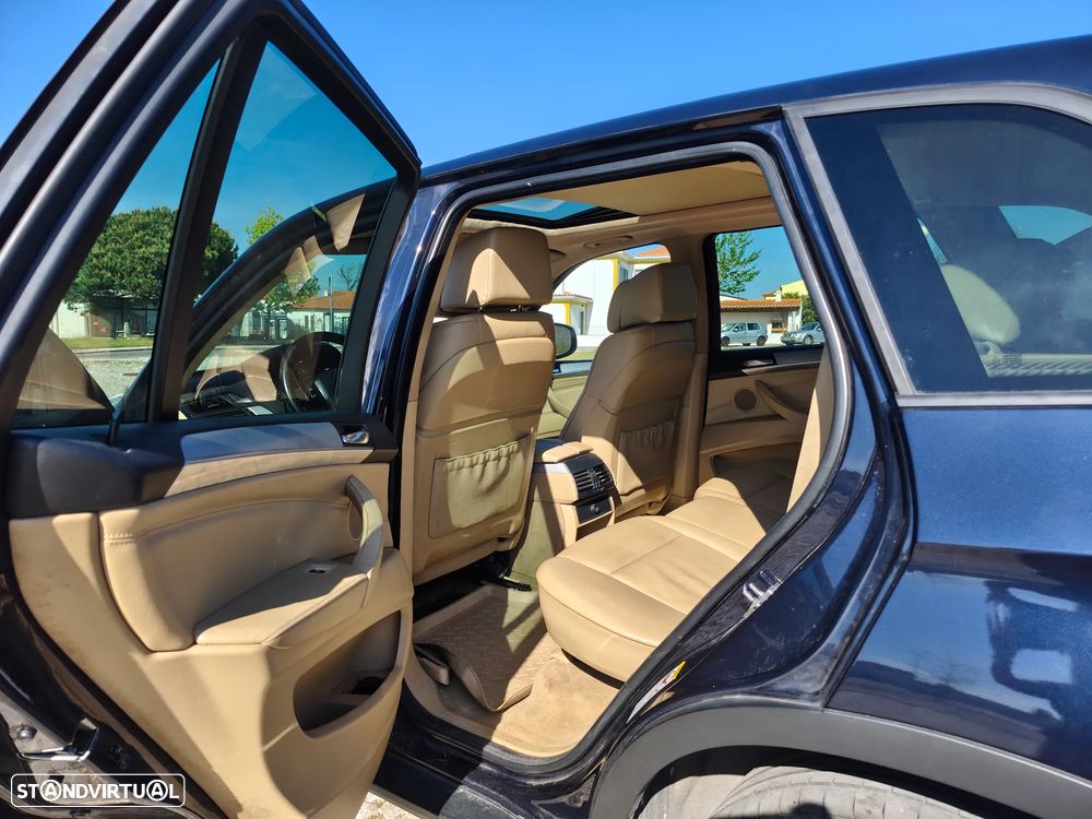 BMW X5 3.0 sd - 7