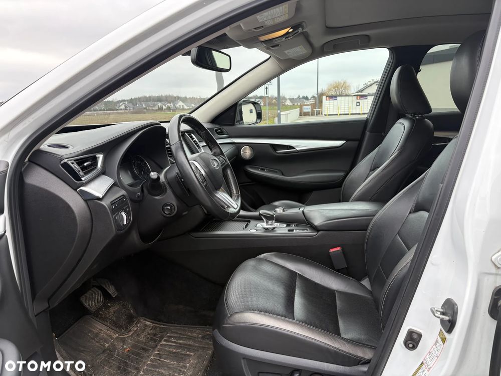 Infiniti QX50 - 17