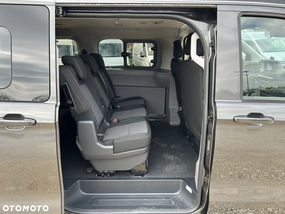 Volkswagen Transporter Kombi L2H1 M1 - 13