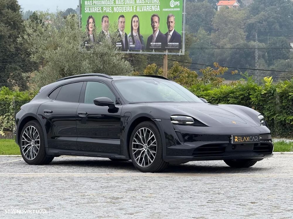Porsche Taycan Cross Turismo 4S - 1