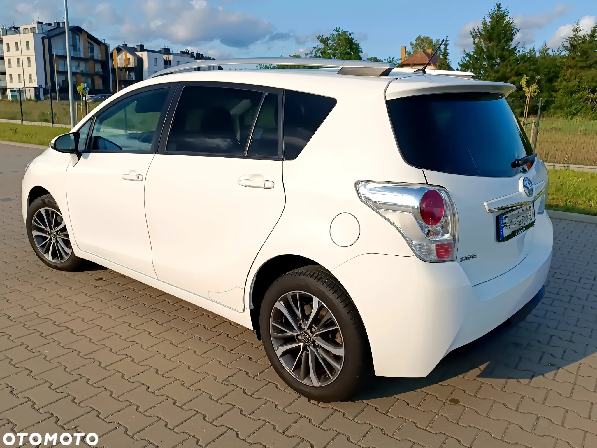Toyota Verso 1.8 Prestige 7os - 5