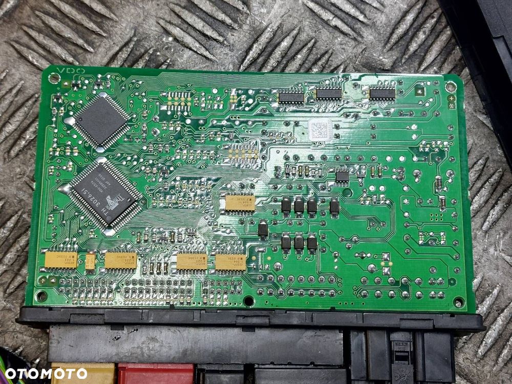 MODUŁ KOMFORTU KOSTKI WTYCZKI AUDI A6 C5 LIFT 4B0962258D - 4