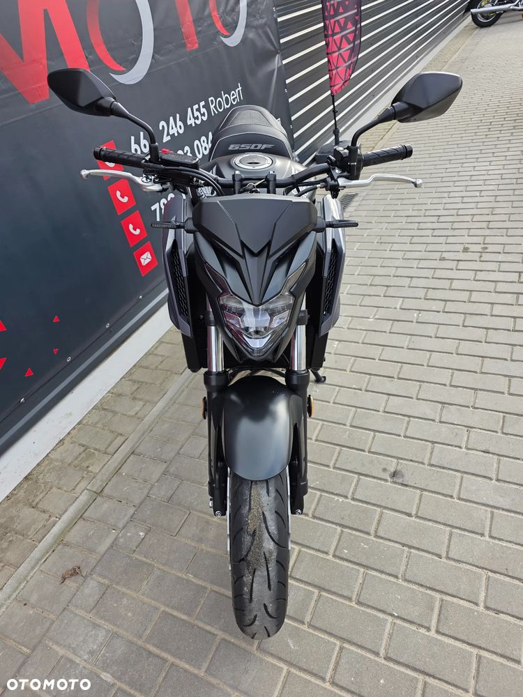Honda CB - 16