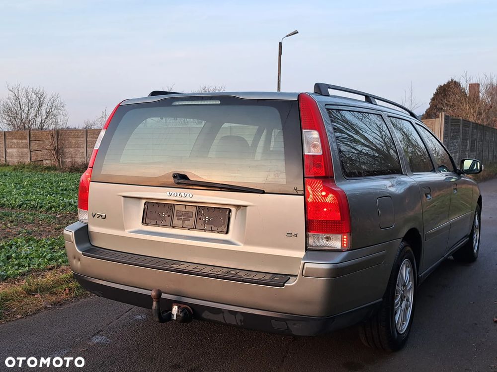 Volvo V70 2.4 Kinetic - 16
