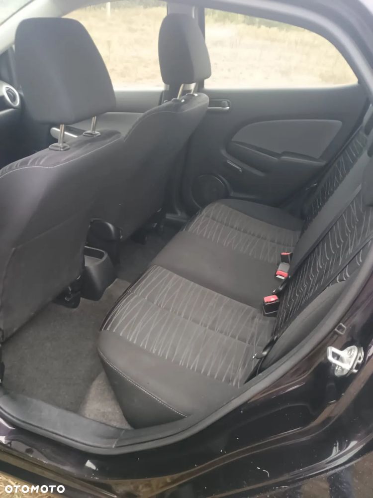 Mazda 2 - 4