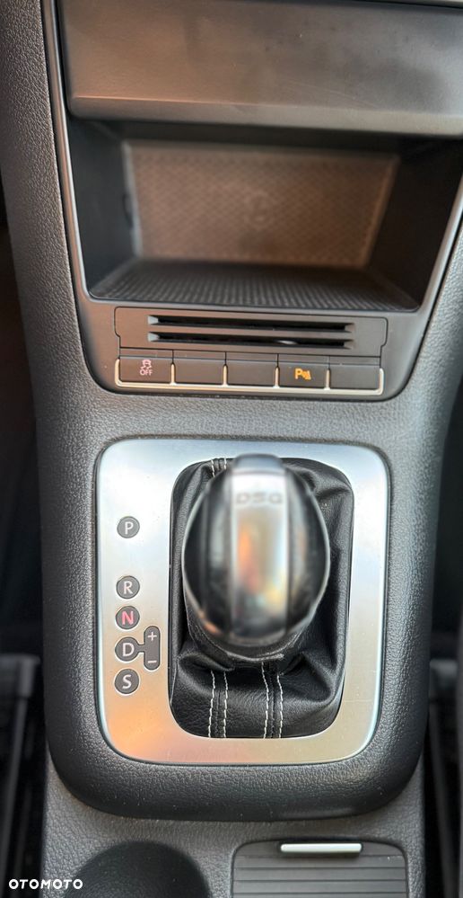 Volkswagen Golf Plus 2.0 TDI DPF DSG MATCH - 16