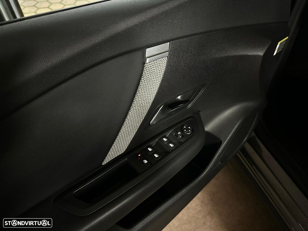 Citroën C4 1.5 BlueHDi Shine EAT8 - 15