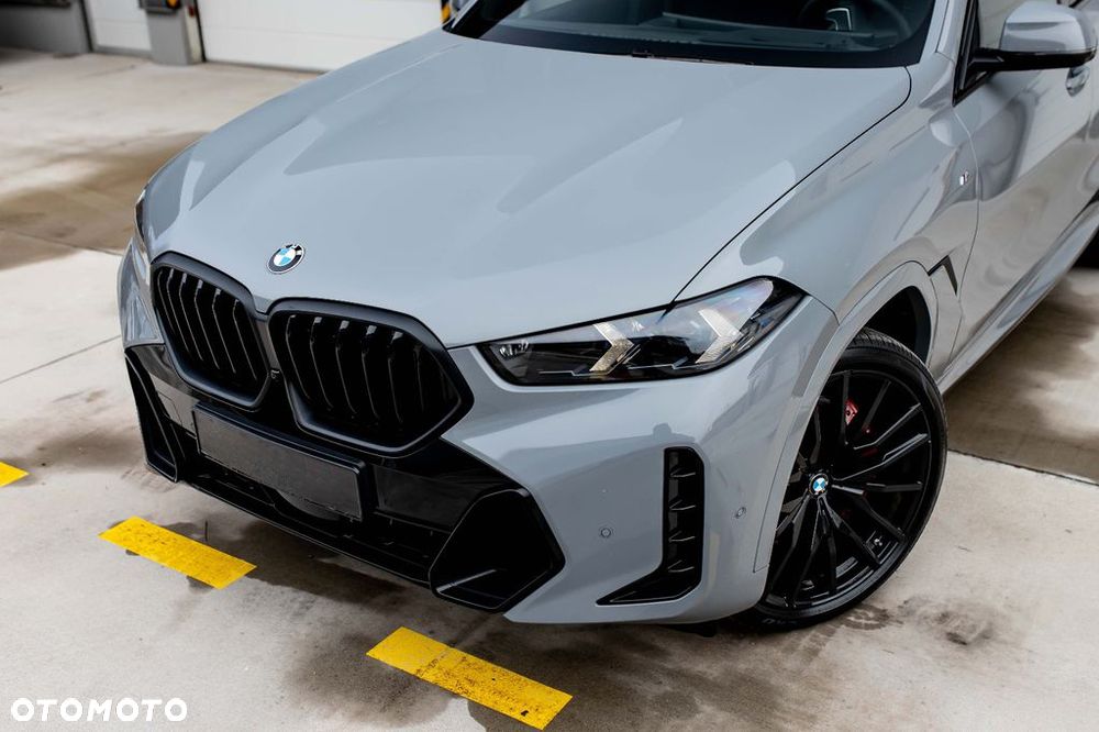 BMW X6 xDrive30d mHEV - 11