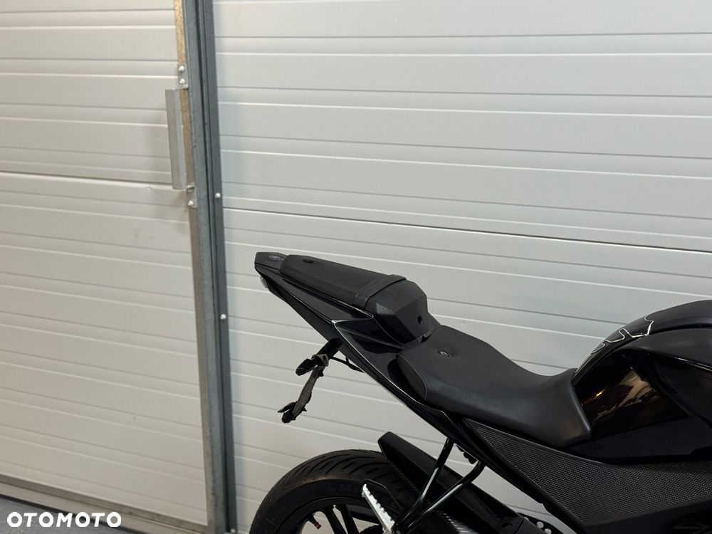 Yamaha R125 - 4