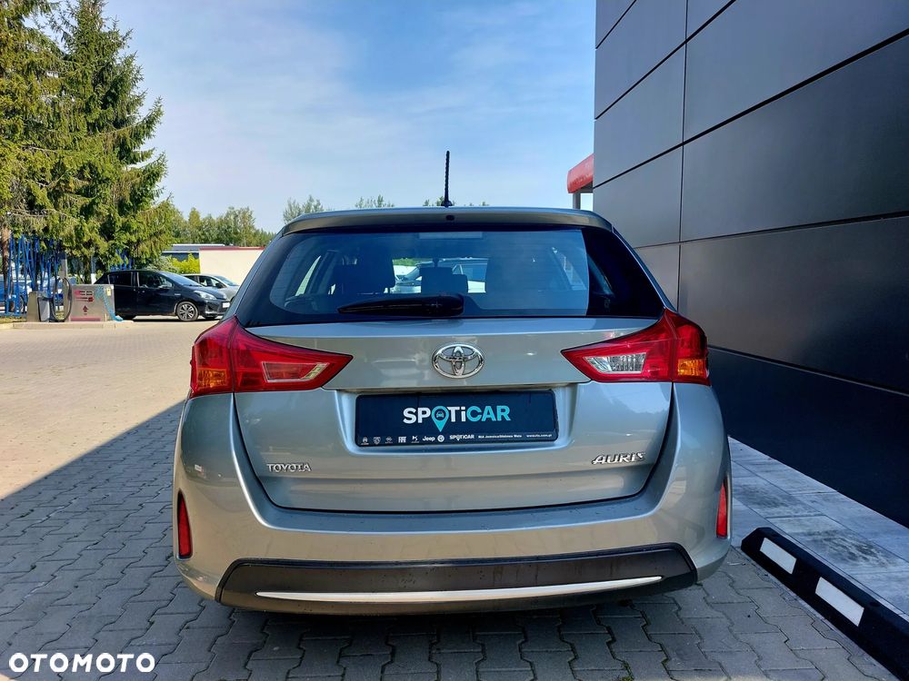 Toyota Auris 1.4 D-4D Active - 7
